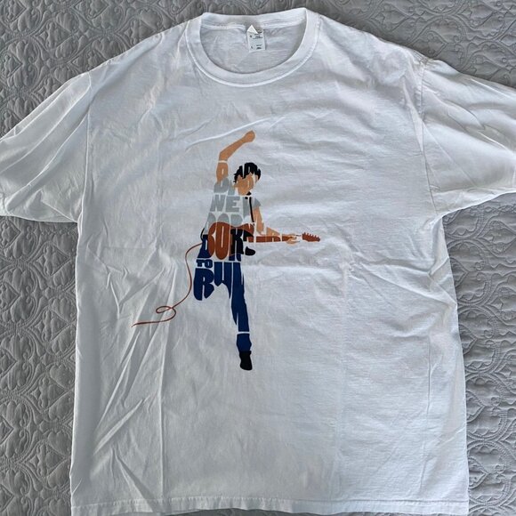 Bruce Springsteen Born to Run Tshirt Sz L - Picture 1 of 3